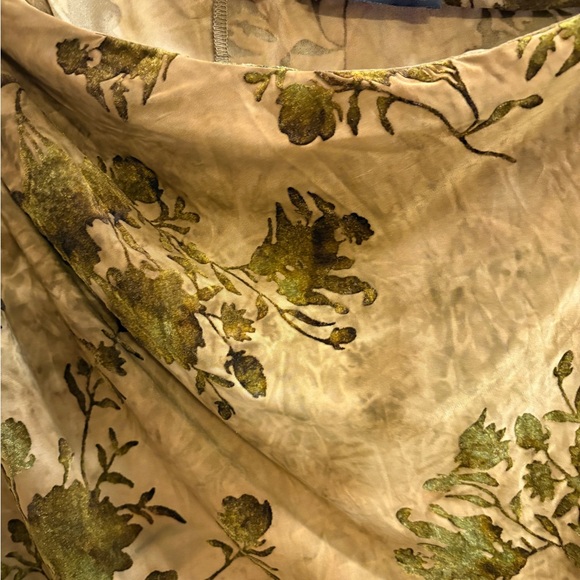 Zara One-Shoulder Olive Floral Midi Dress - Picture 4 of 4